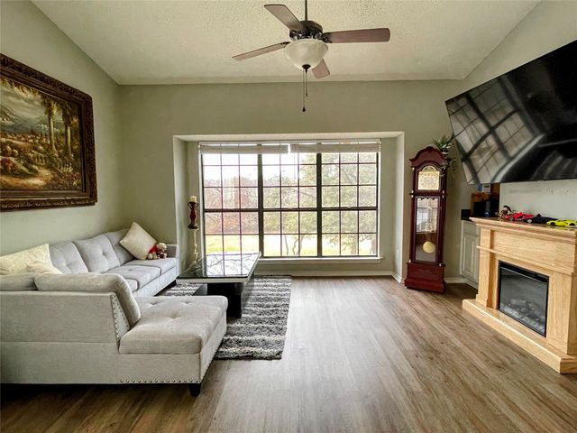 5619 Preston Oaks Road 205, Dallas, TX 75254