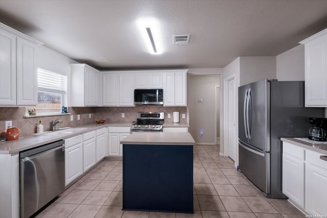 938 Magnolia Summit, San Antonio, TX 78251