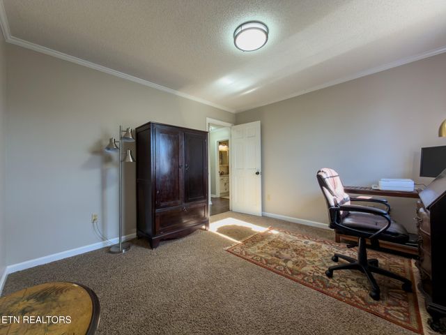 232 Creekwood Drive, Madisonville, TN 37354