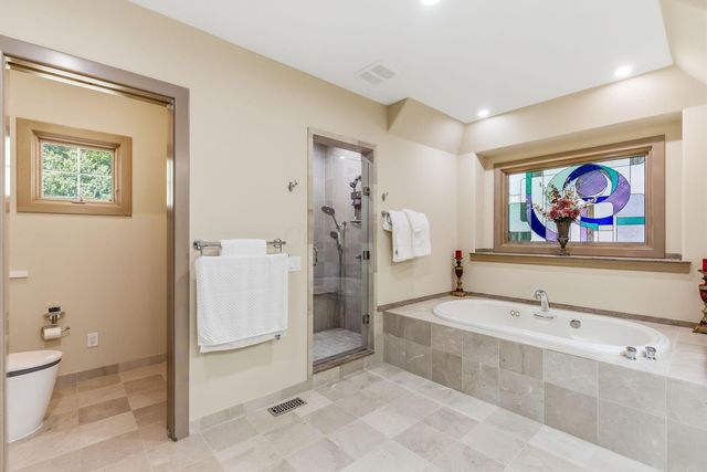 8432 Tartan Fields Drive, Dublin, OH 43017