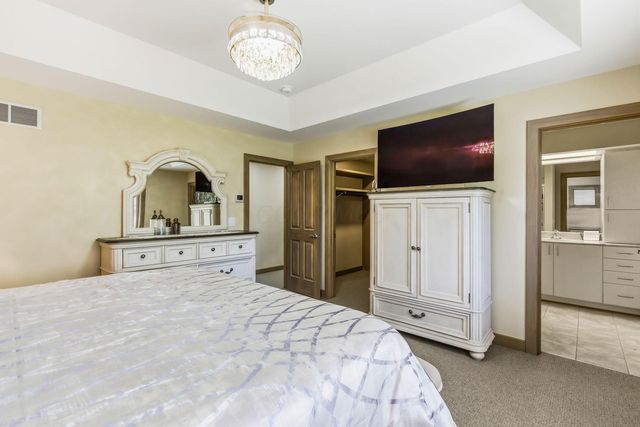 8432 Tartan Fields Drive, Dublin, OH 43017