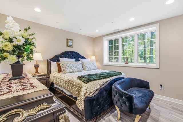 8432 Tartan Fields Drive, Dublin, OH 43017