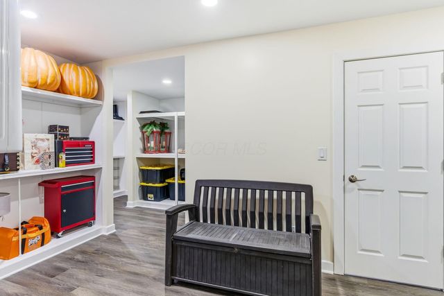 8432 Tartan Fields Drive, Dublin, OH 43017