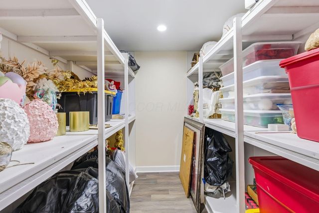 8432 Tartan Fields Drive, Dublin, OH 43017