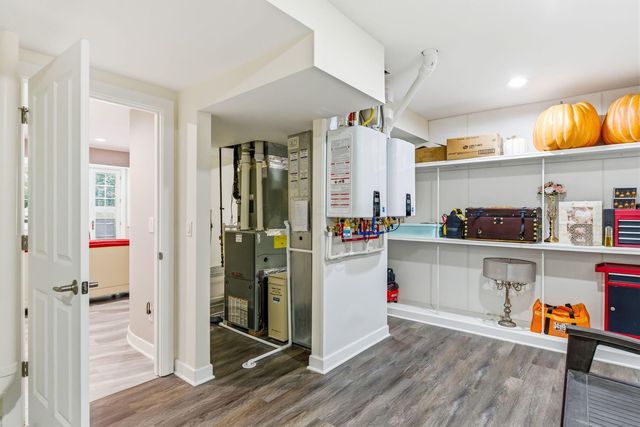 8432 Tartan Fields Drive, Dublin, OH 43017