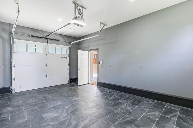 8432 Tartan Fields Drive, Dublin, OH 43017