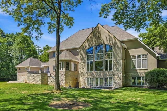 8432 Tartan Fields Drive, Dublin, OH 43017