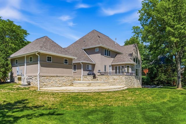 8432 Tartan Fields Drive, Dublin, OH 43017
