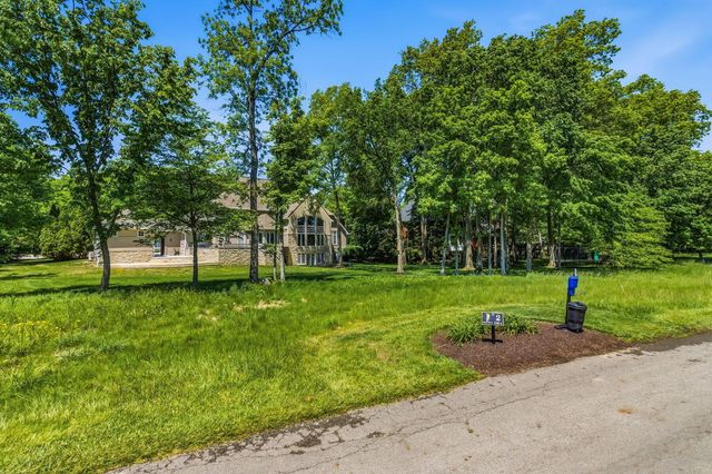 8432 Tartan Fields Drive, Dublin, OH 43017