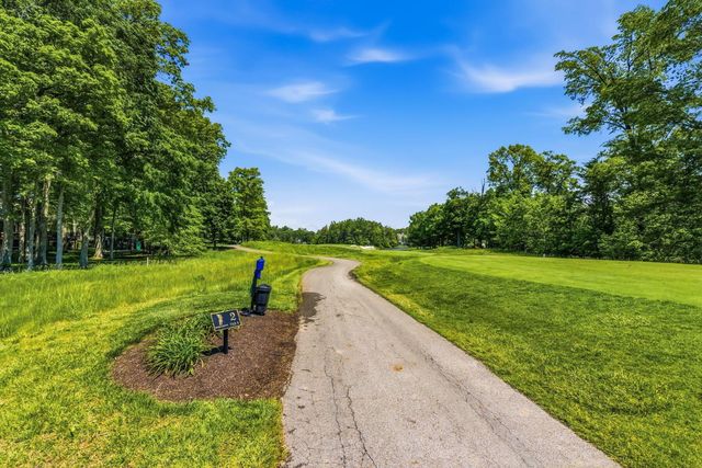8432 Tartan Fields Drive, Dublin, OH 43017
