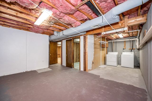 241 Broadway Rd 50, Dracut, MA 01826