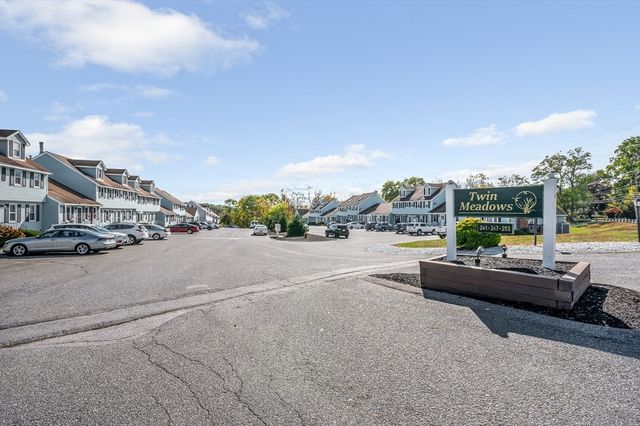 241 Broadway Rd 50, Dracut, MA 01826