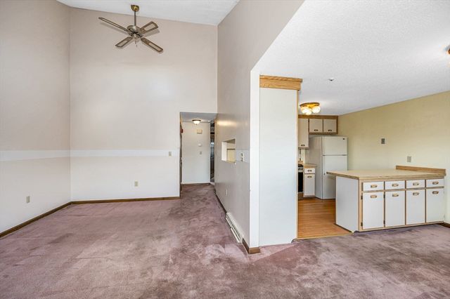 241 Broadway Rd 50, Dracut, MA 01826