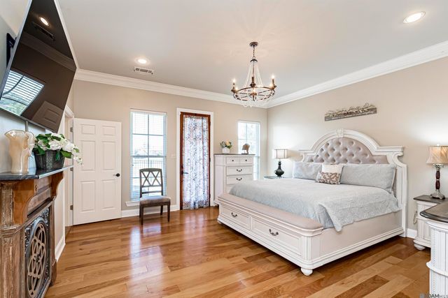 2402 S Turnberry Ave, Zachary, LA 70791