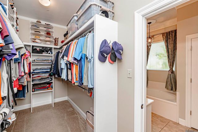 2402 S Turnberry Ave, Zachary, LA 70791