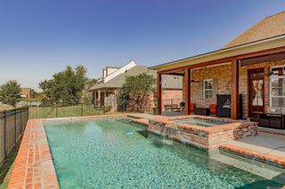 2402 S Turnberry Ave, Zachary, LA 70791