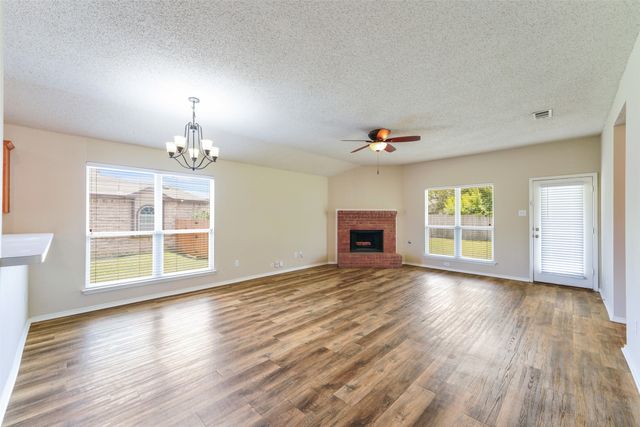 1422 Fairfield Drive, Forney, TX 75126