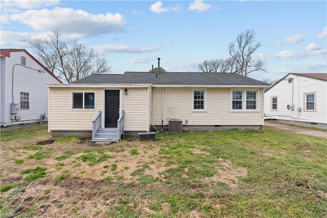 6006 Old AVE, Newport News, VA 23605