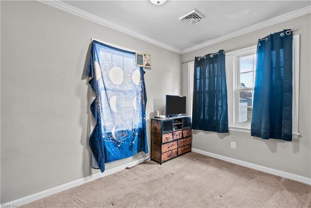 6006 Old AVE, Newport News, VA 23605