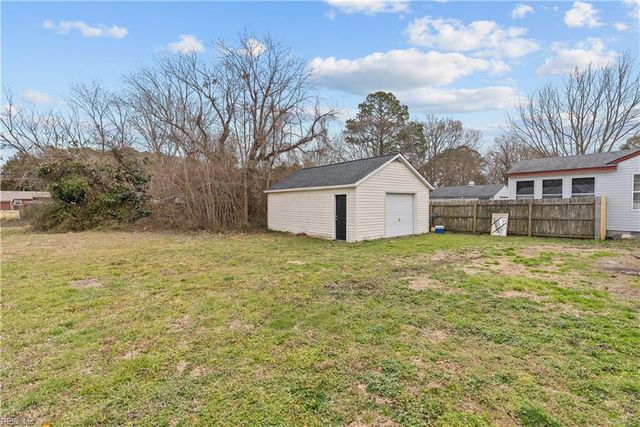 6006 Old AVE, Newport News, VA 23605