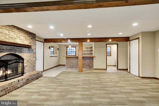 2476 WILSON ST, Reading, PA 19605