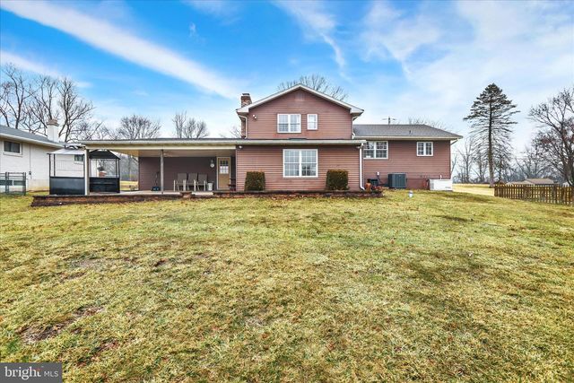 2476 WILSON ST, Reading, PA 19605