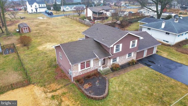 2476 WILSON ST, Reading, PA 19605