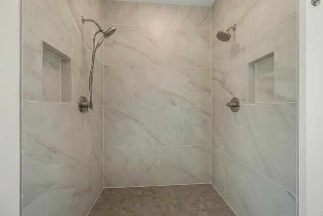 122 BECKERAE COURT, Wrightstown, WI 54180