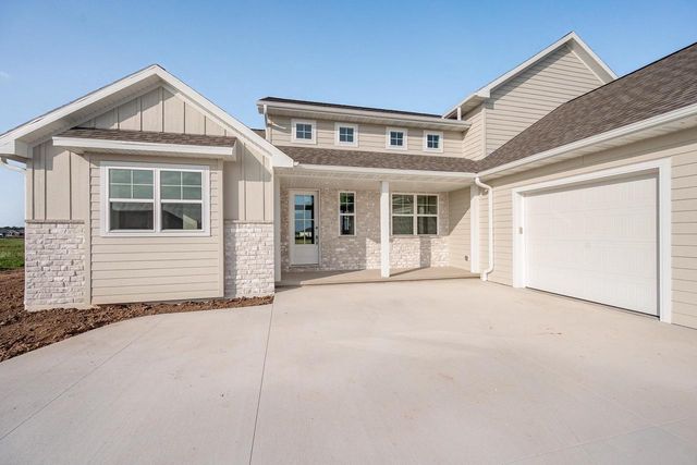 122 BECKERAE COURT, Wrightstown, WI 54180