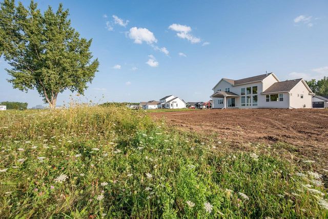 122 BECKERAE COURT, Wrightstown, WI 54180