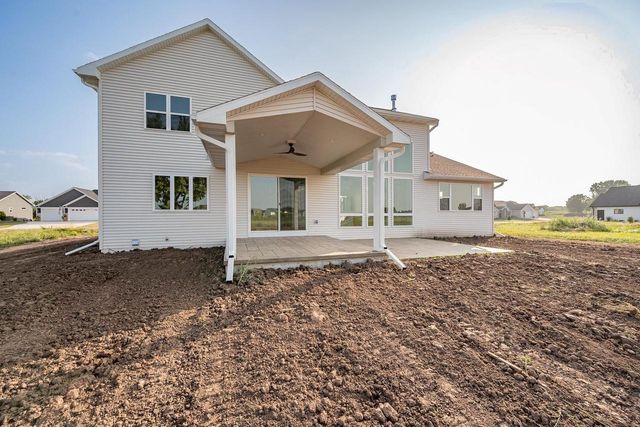 122 BECKERAE COURT, Wrightstown, WI 54180