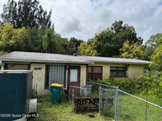 6889 Idlewylde Circle, Melbourne, FL 32904