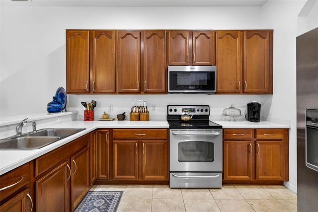 1923 RUTHERFORD DRIVE, Dover, FL 33527