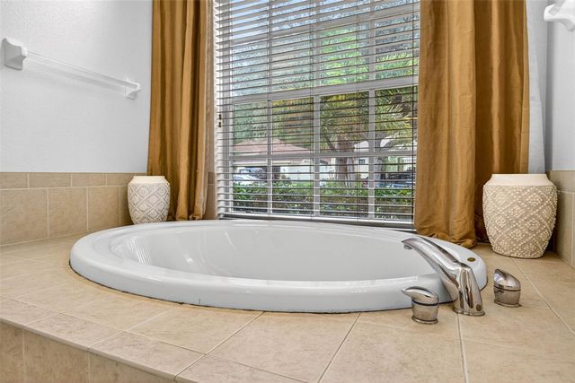 1923 RUTHERFORD DRIVE, Dover, FL 33527