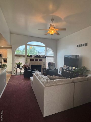 7129 Parkridge Parkway, Swartz Creek, MI 48473