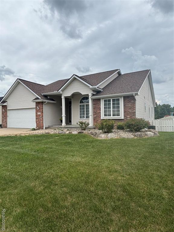 7129 Parkridge Parkway, Swartz Creek, MI 48473
