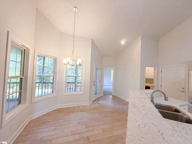 189 Victoria Drive, Inman, SC 29349