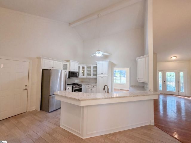 189 Victoria Drive, Inman, SC 29349