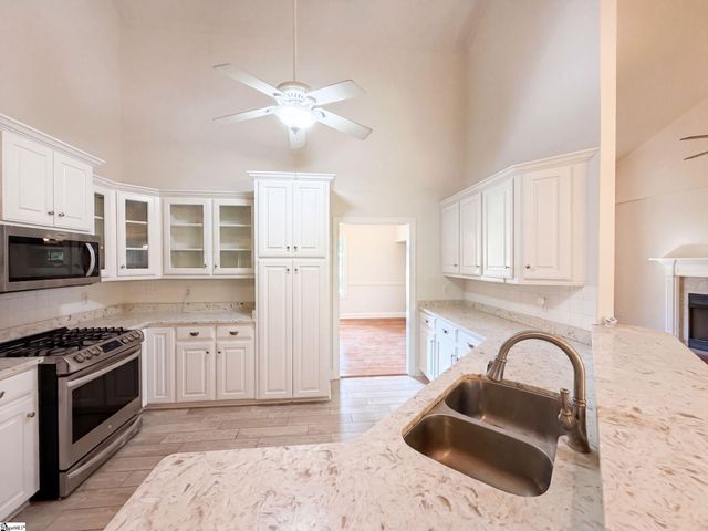 189 Victoria Drive, Inman, SC 29349