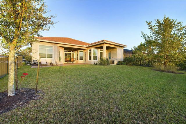 21906 SW Tivolo Way, Port St. Lucie, FL 34986