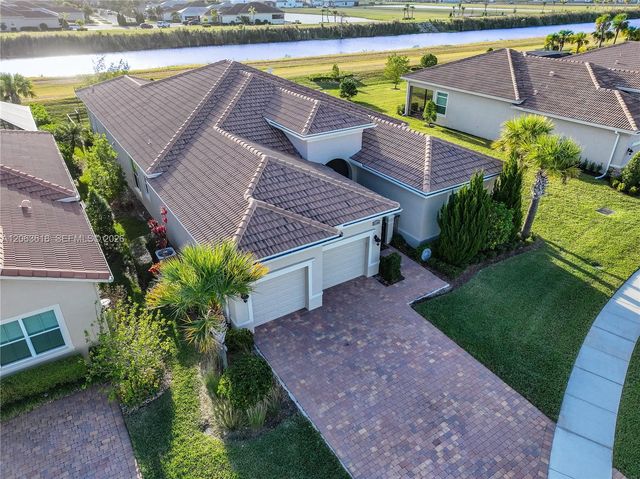 21906 SW Tivolo Way, Port St. Lucie, FL 34986
