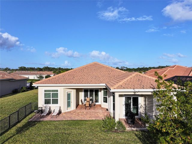 21906 SW Tivolo Way, Port St. Lucie, FL 34986