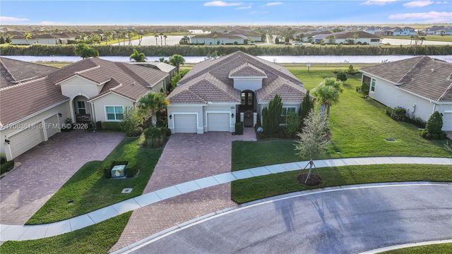 21906 SW Tivolo Way, Port St. Lucie, FL 34986
