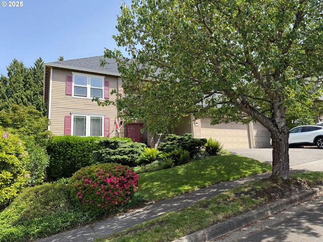 19720 SPRING RIDGE Dr, West Linn, OR 97068