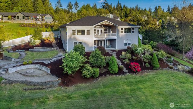 7622 NW Lenox Lane, Silverdale, WA 98383