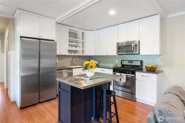 7622 NW Lenox Lane, Silverdale, WA 98383