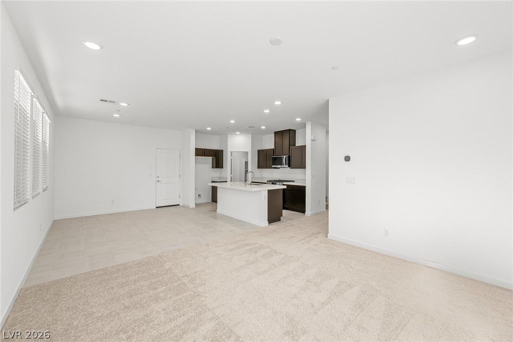 9089 Damson Street, Las Vegas, NV 89166 — photo 2
