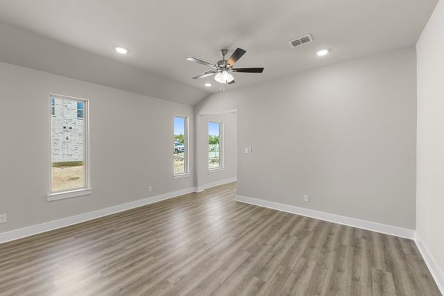 8725 Acorn Avenue, Justin, TX 76247