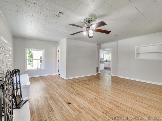 3130 W 58th Street, Tulsa, OK 74107