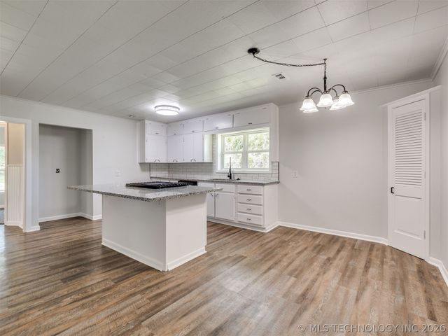 3130 W 58th Street, Tulsa, OK 74107